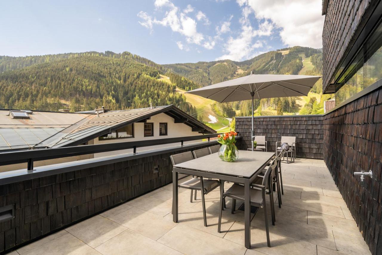 Sunny Ferienwohnungen Ski In - Ski Out Self Check In Целль-ам-Зеє Екстер'єр фото