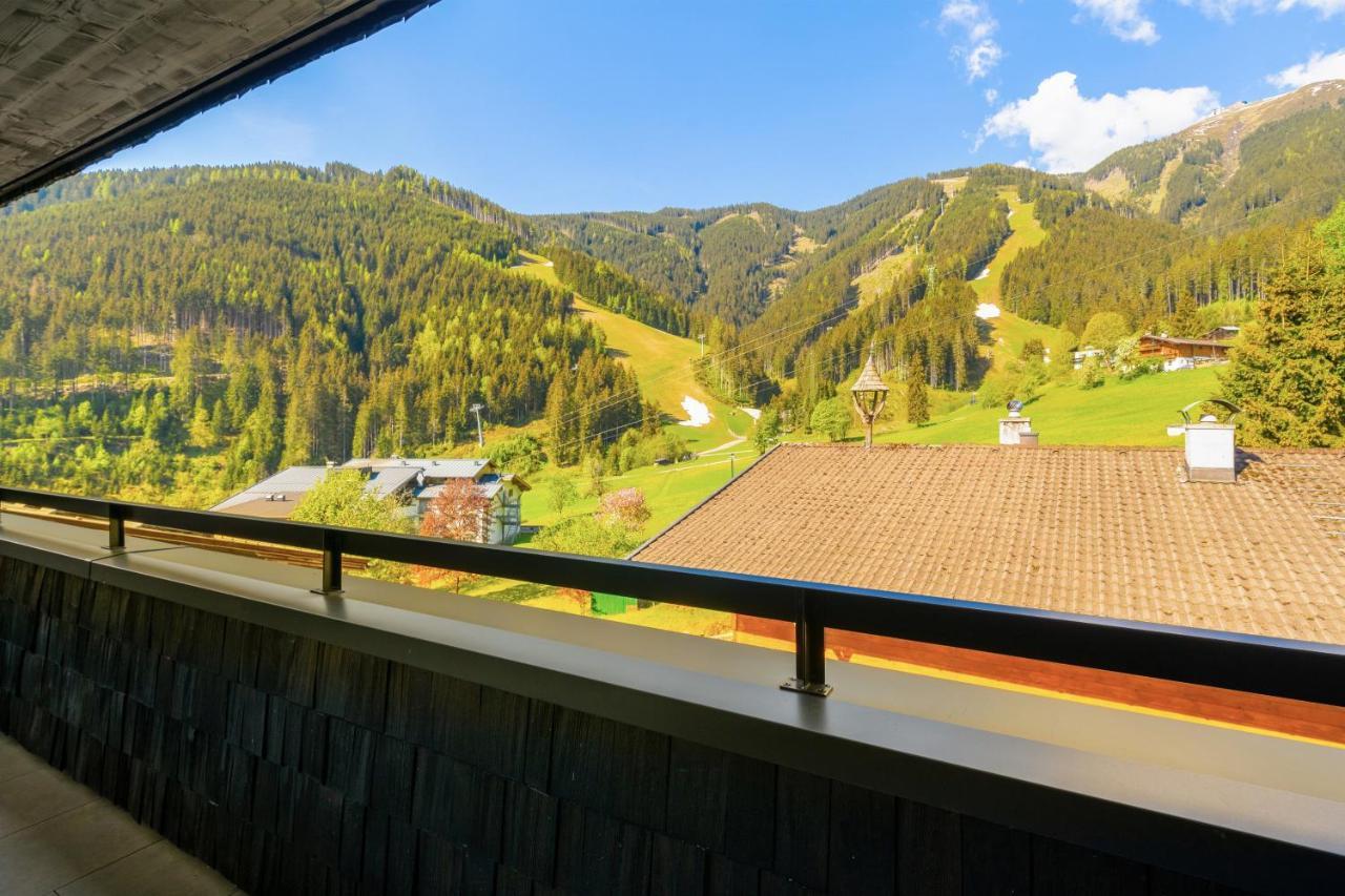 Sunny Ferienwohnungen Ski In - Ski Out Self Check In Целль-ам-Зеє Екстер'єр фото